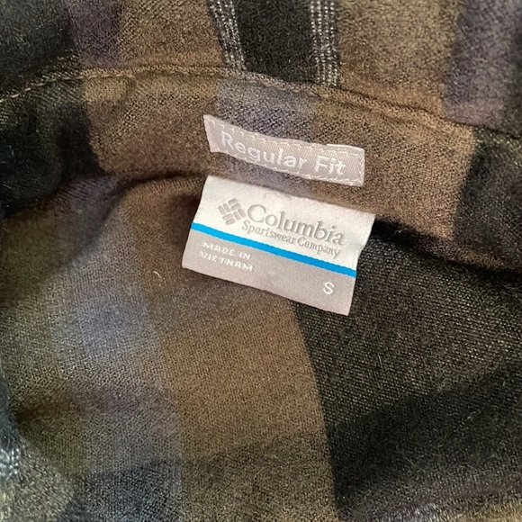 Columbia Shacket - Picture 2 of 4